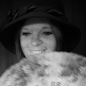 Meet your Posher, Ellen